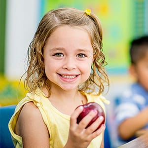 Here’s How to Manage School Snacks and Your Child’s Dental Health